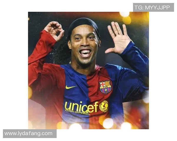 足球小罗表情包风靡网络背后的传奇故事与球场回忆