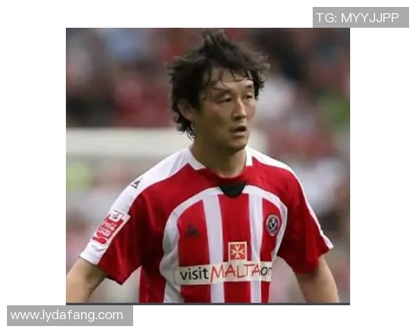 足球界近视眼球星盘点 他们如何克服视力障碍成就辉煌职业生涯